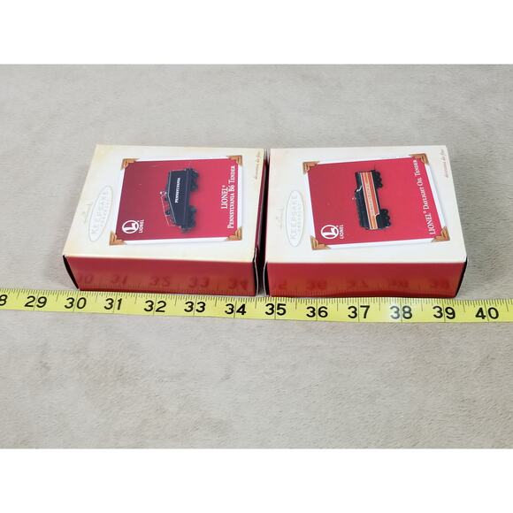 Christmas Tree Ornament Lionel Train Die Cast Metal 2003 2005 Hallmark x2 Vtg - Picture 10 of 10